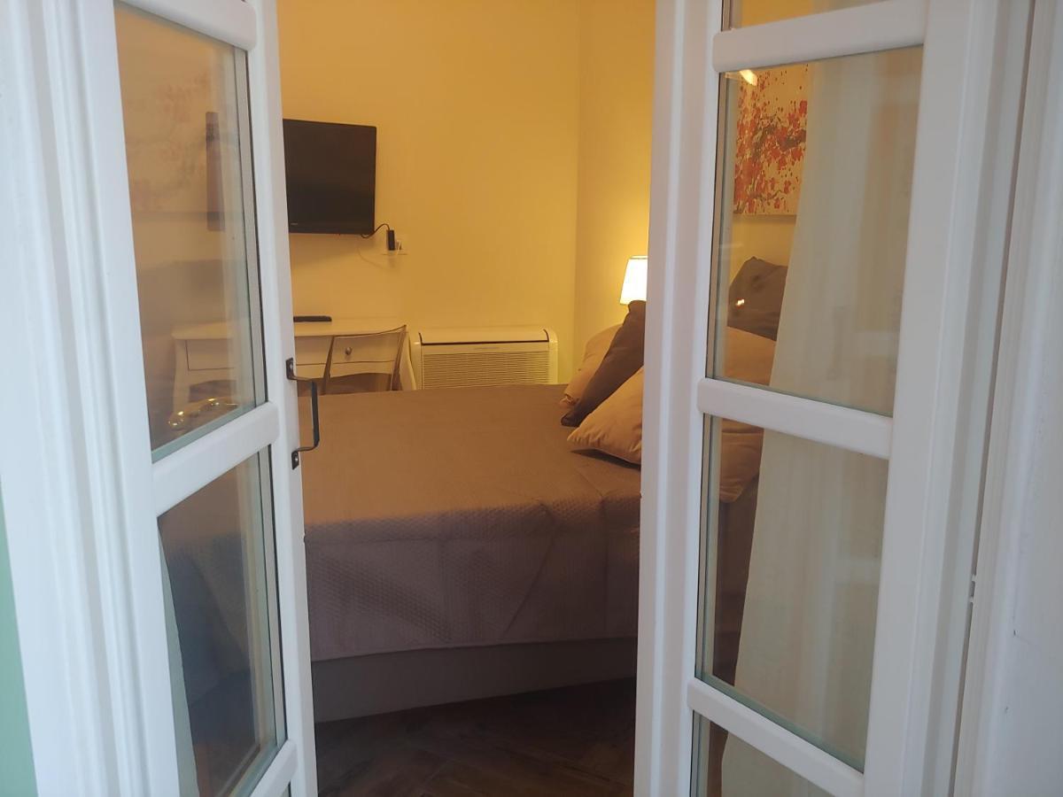 Tiny Room Sassari Ngoại thất bức ảnh